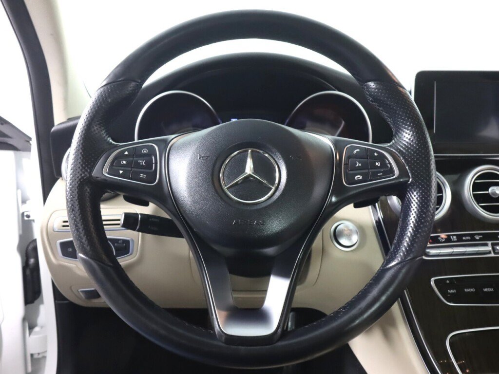Used 2017 Mercedes-Benz C 300 4MATIC Sedan image 11