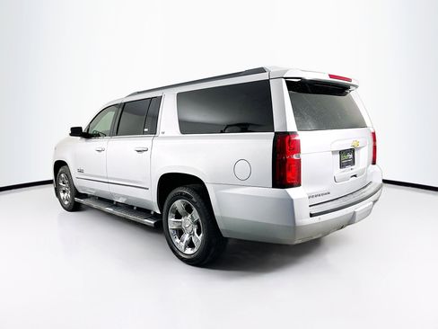 Used 2016 Chevrolet Suburban LT w/ LT Signature Package image 5