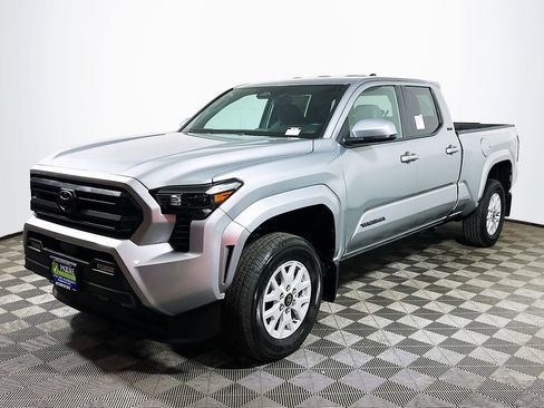 New 2026 Toyota Tacoma SR5 AWD/4WD image 4