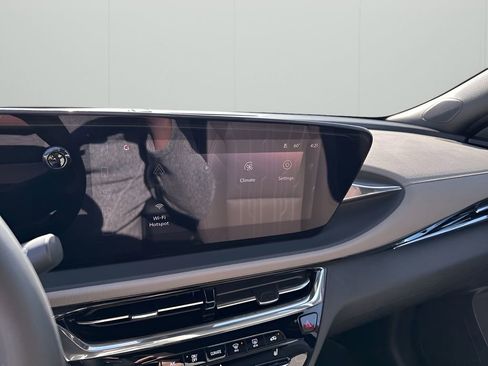 New 2026 Buick Envista Avenir FWD image 35