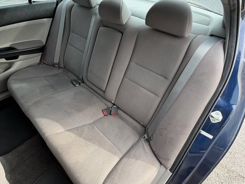 Used 2012 Honda Accord LX image 12