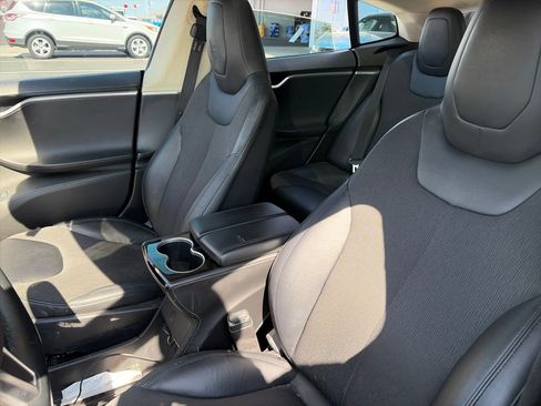 Used 2015 Tesla Model S 70D AWD/4WD image 12