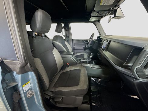 Used 2023 Ford Bronco 4-Door AWD/4WD image 29