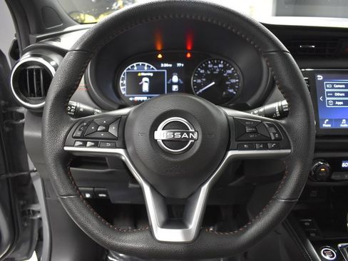 Certified 2022 Nissan Kicks SR FWD image 23