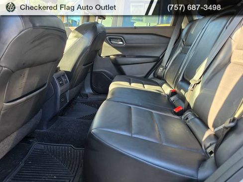 Used 2021 Nissan Rogue SV w/ Premium Package FWD image 19