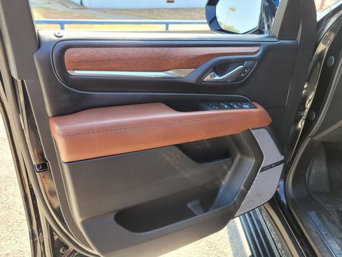 Used 2023 GMC Yukon Denali Ultimate w/ LPO, Floor Liner Package AWD/4WD image 20