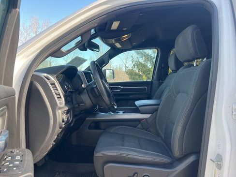 Used 2019 RAM 1500 Big Horn image 11