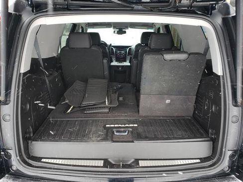 Used 2017 Cadillac Escalade 4WD image 5