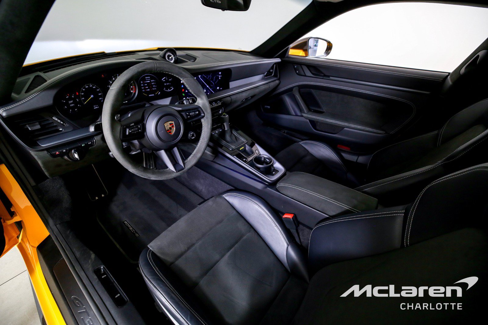 Used 2022 Porsche 911 GT3 RWD image 12