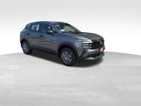 New 2026 Nissan Kicks S FWD image 7