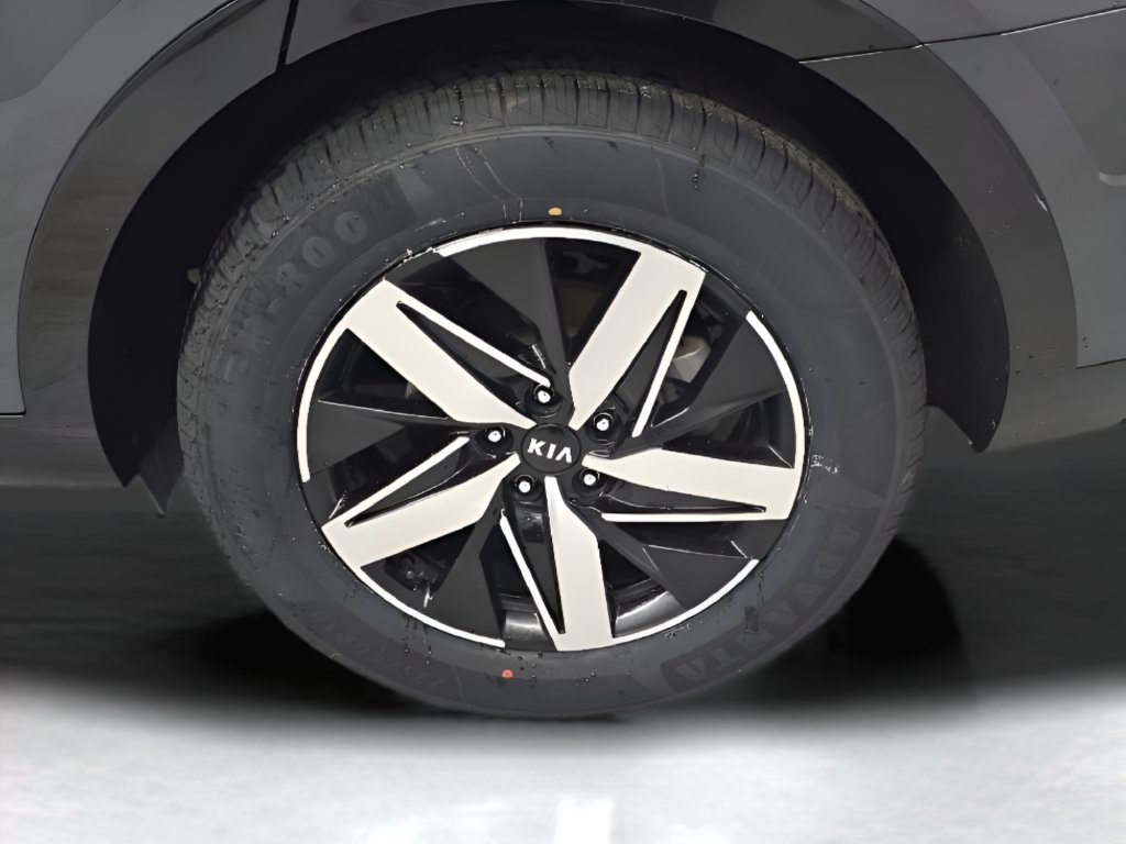 Used 2021 Kia Sorento S FWD image 40