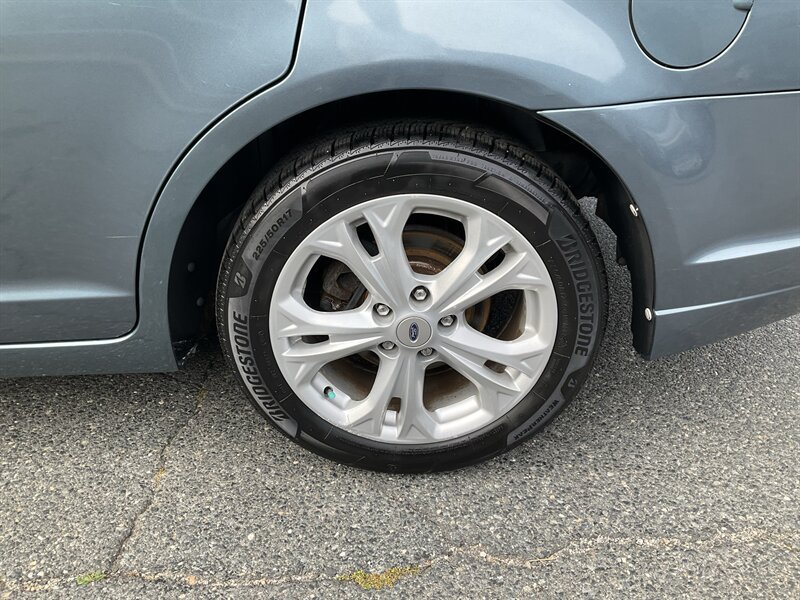 Used 2012 Ford Fusion SE FWD image 10
