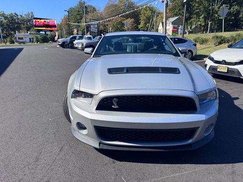 Used 2010 Ford Mustang Shelby GT500 image 9
