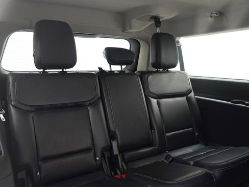 Used 2025 Ford Expedition Max Platinum AWD/4WD image 12
