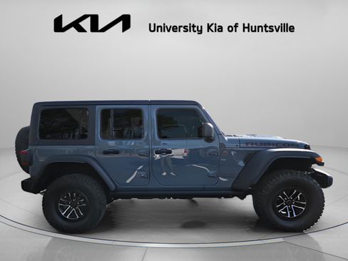 Used 2024 Jeep Wrangler Unlimited Rubicon w/ XTREMEE 35" Tire Package image 8