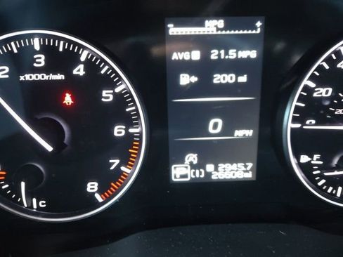 Used 2024 Subaru Crosstrek 2.0i Premium image 6