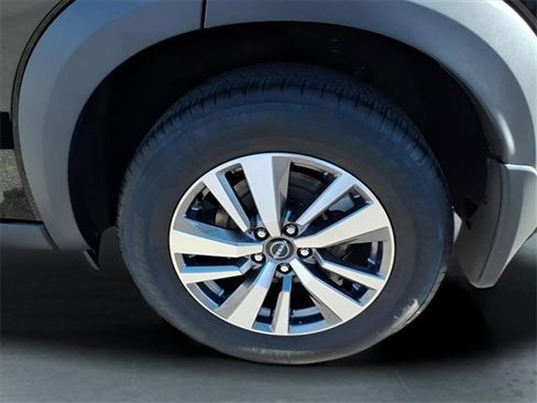 Used 2022 Nissan Pathfinder SL image 5