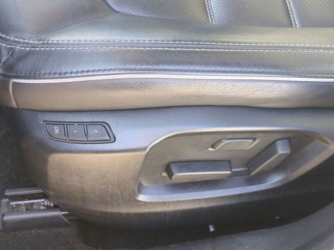 Used 2025 MAZDA CX-5 AWD 2.5 S w/ Preferred Package image 15