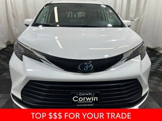 Used 2024 Toyota Sienna LE video 2