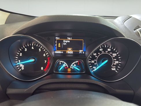 Used 2017 Ford Escape Titanium AWD/4WD image 17