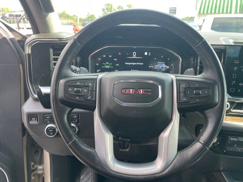Used 2022 GMC Sierra 1500 AT4 image 18