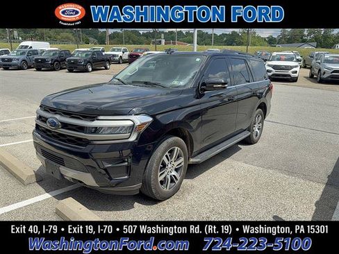 Used 2023 Ford Expedition XLT AWD/4WD image 1