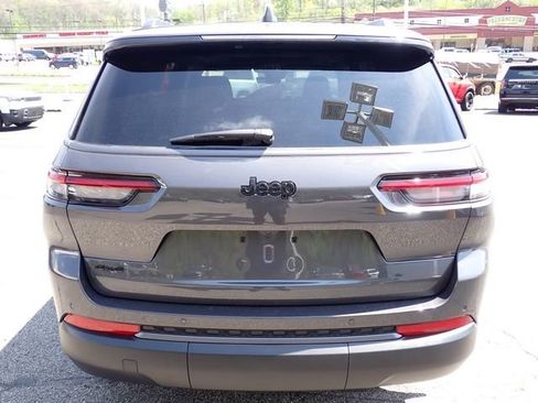 New 2026 Jeep Grand Cherokee L 4WD image 4