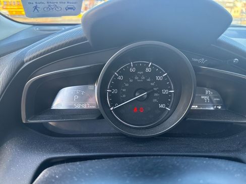 Used 2018 MAZDA CX-3 Touring w/ Preferred Equipment Package image 4