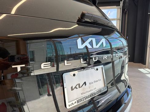 Certified 2024 Kia Telluride SX FWD image 19