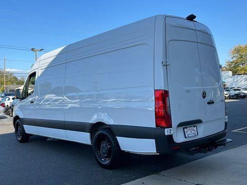 Used 2025 Mercedes-Benz Sprinter 2500 image 5