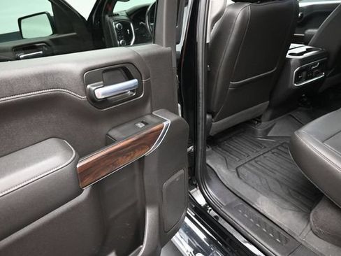 Used 2020 GMC Sierra 1500 SLT w/ SLT Premium Plus Package AWD/4WD image 18