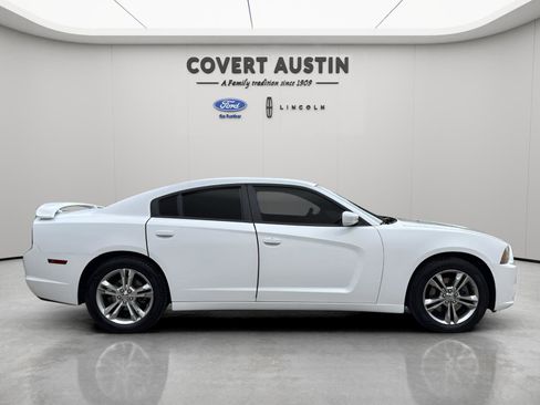 Used 2013 Dodge Charger SXT Plus image 4