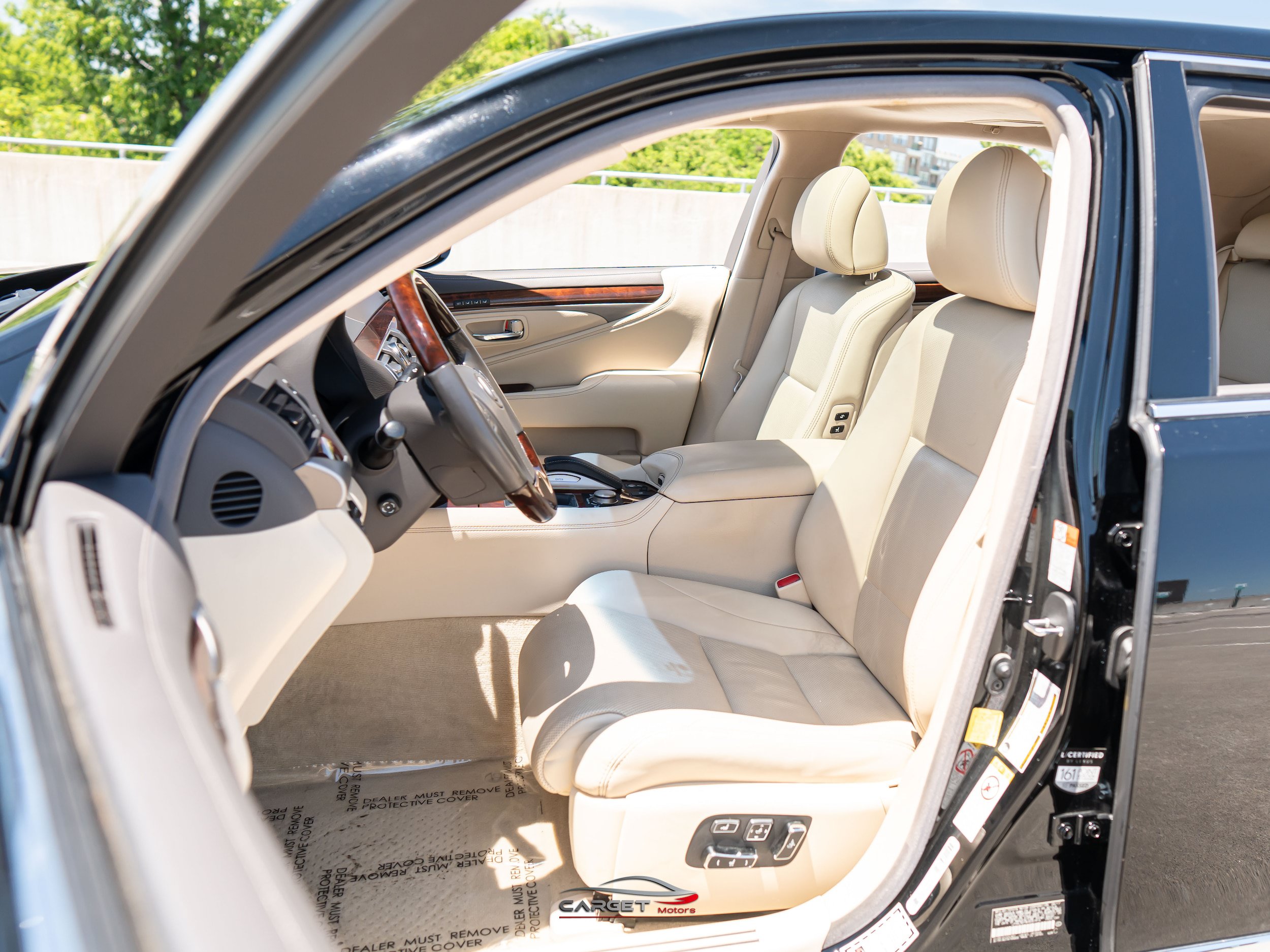 Used 2017 Lexus LS 460 L RWD image 16