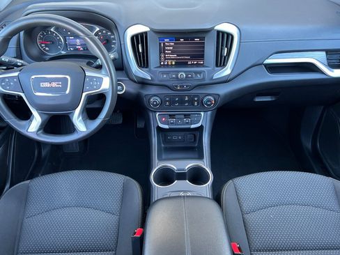 Used 2024 GMC Terrain SLE image 14