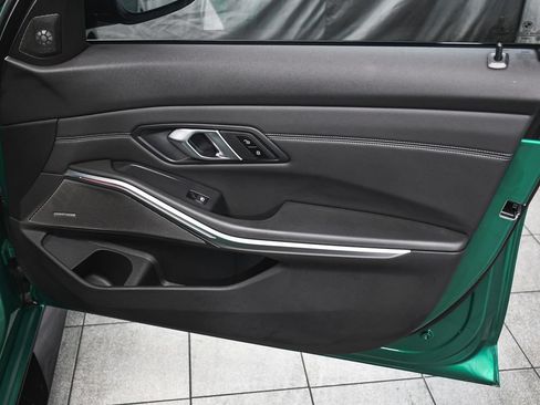 Used 2025 BMW M3 RWD image 18