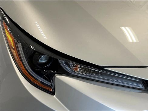 Used 2024 Toyota Corolla LE image 30