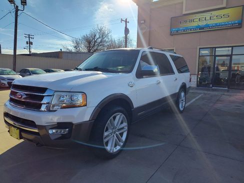 Used 2015 Ford Expedition EL King Ranch image 8