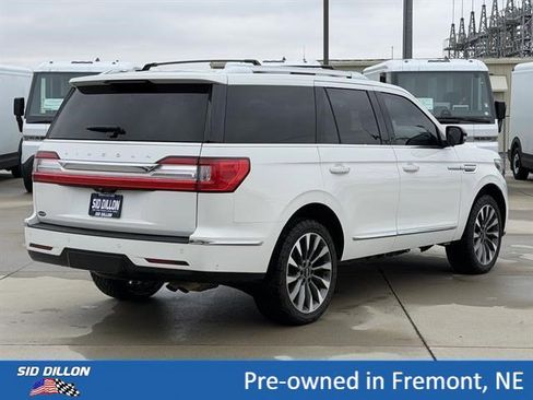 Used 2021 Lincoln Navigator Reserve w/ Luxury Package AWD/4WD image 4