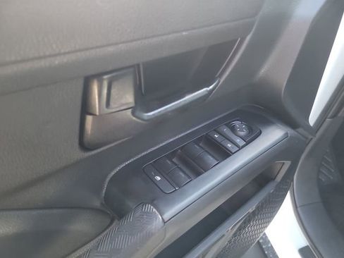 Used 2024 Toyota Tacoma SR5 image 18