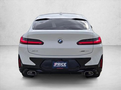 Used 2025 BMW X4 xDrive30i image 7