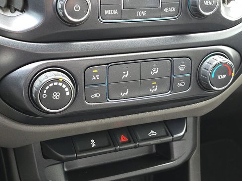 Used 2015 Chevrolet Colorado W/T w/ WT Convenience Package image 26