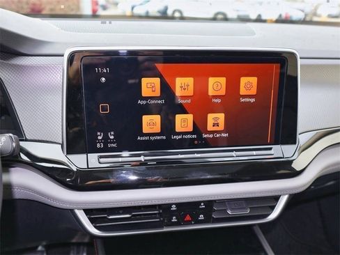 New 2026 Volkswagen Atlas Peak Edition AWD/4WD image 22