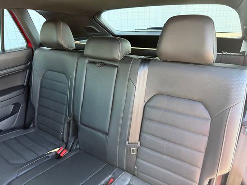 Used 2020 Volkswagen Atlas Cross Sport SEL Premium R-Line image 21