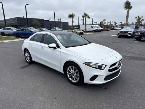 Used 2022 Mercedes-Benz A 220 4MATIC image 1