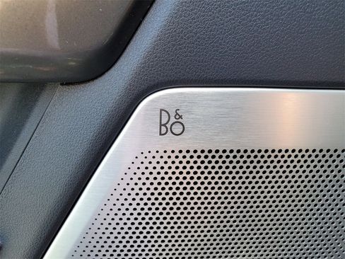 Used 2023 Ford F150 Lariat w/ Equipment Group 502A High image 24