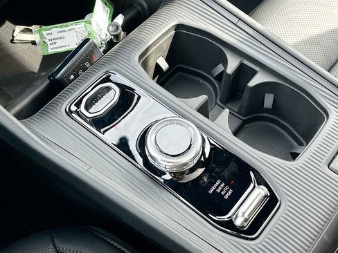 New 2026 Jeep Cherokee Limited AWD/4WD image 21