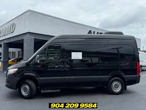 Used 2019 Mercedes-Benz Sprinter 2500 image 6