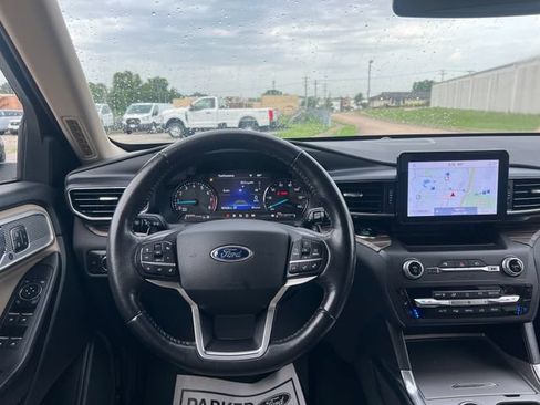 Used 2020 Ford Explorer Limited AWD/4WD image 21
