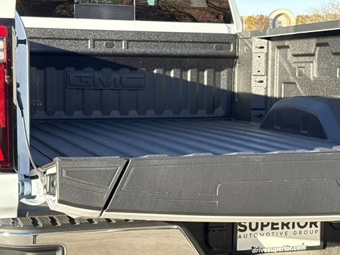 New 2026 GMC Sierra 2500 SLT w/ SLT Premium Package image 11