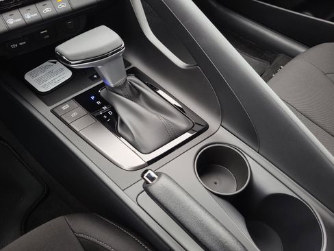New 2026 Hyundai Elantra Sport FWD image 19